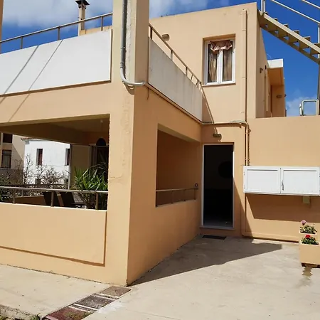 Ilia's In Chania Daire